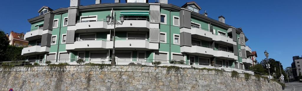 The building in which Az apartmant is located