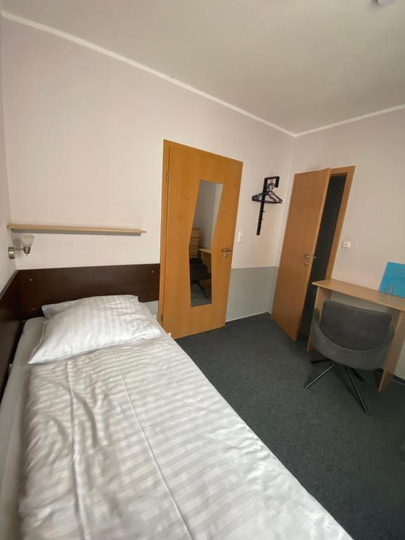 Pension Zum Angestellten - Budget Single Room