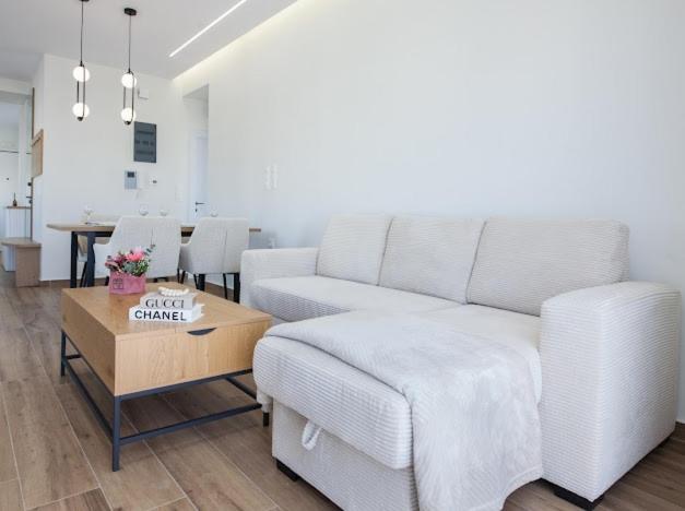 Penthouse in the Heart of Glyfada