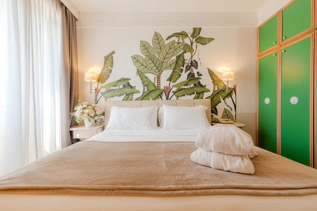 Lolli Palace Hotel - Double Or Twin Room With Side Sea View