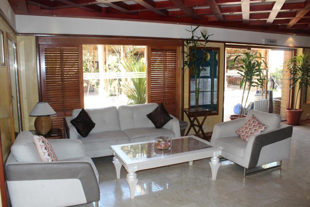 Posezení v ubytování Lido Sharm Hotel Naama Bay