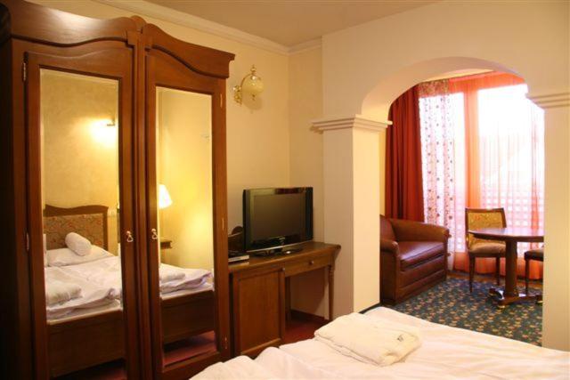 Amira Boutique Hotel Hévíz Wellness & Spa - Resim 33