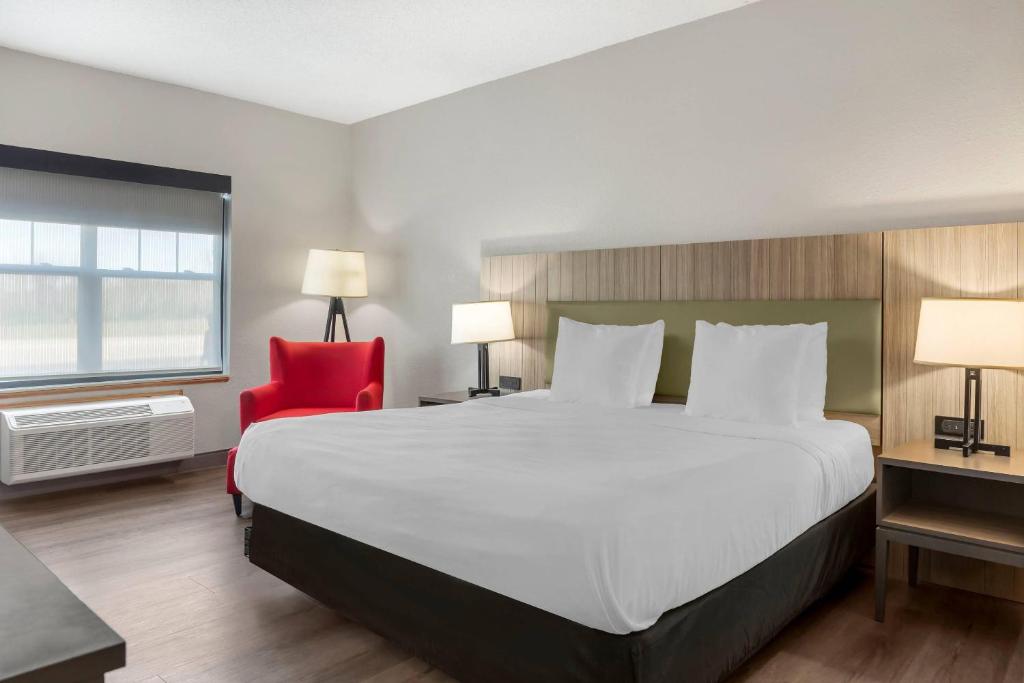 Country Inn & Suites by Radisson, Georgetown, KY - Housity