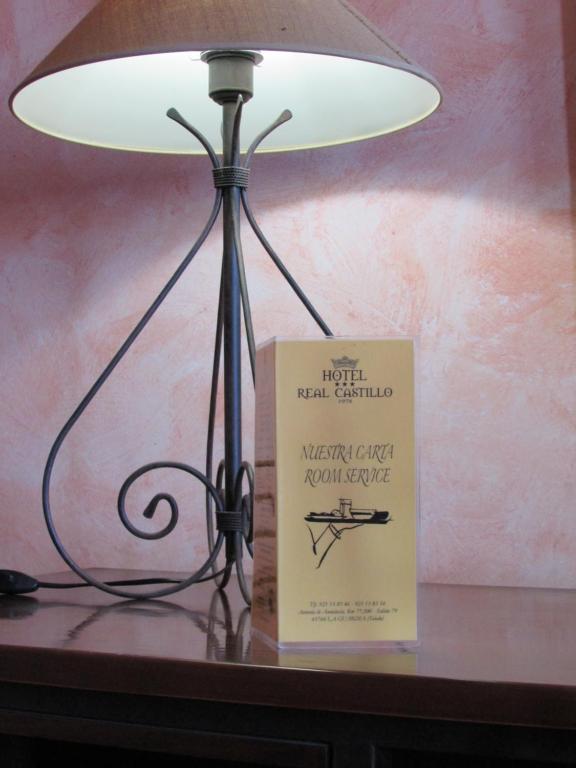 Certifikát, hodnocení, plakát nebo jiný dokument vystavený v ubytování Hotel Real Castillo
