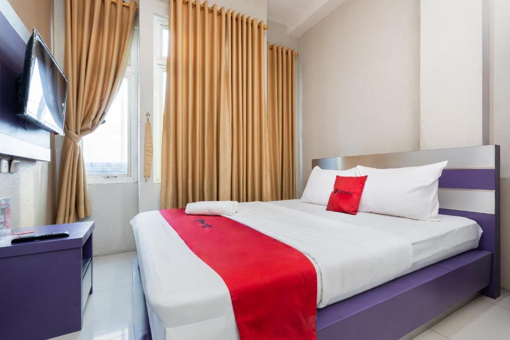 RedDoorz Plus near Stasiun Bekasi - Chambre Double Supérieure