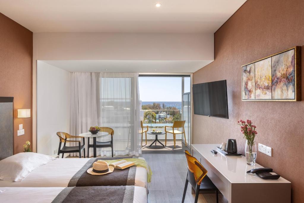 Faros Hotel Ayia Napa - 