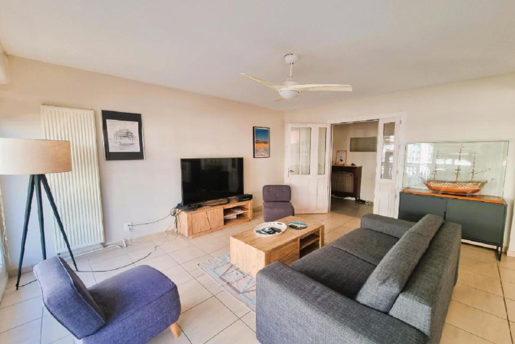90m apartment with balcony and parking - Housity