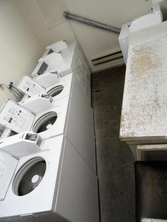 English Bay Hotel - Resim 40