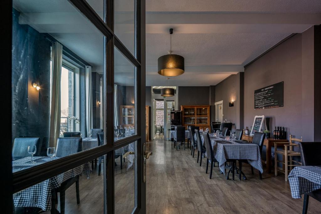 Restaurace v ubytování New Hotel de Lives
