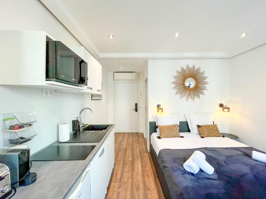 UrbanFlat 204 et 205 - 2 Studios pour 4 au centre de Paris