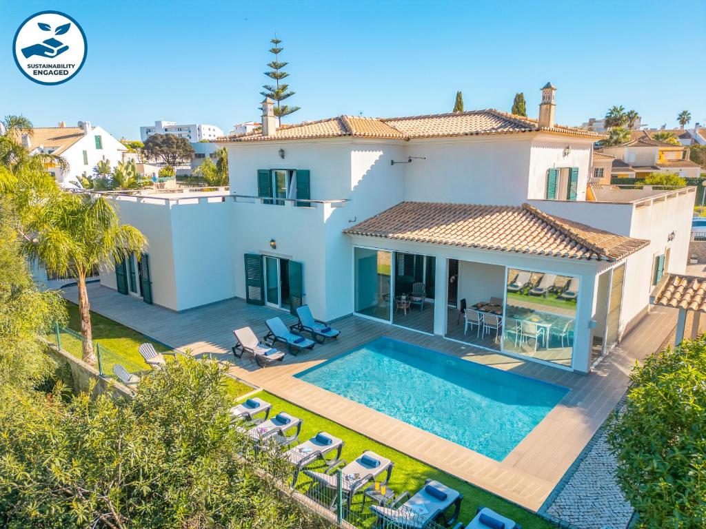 Villa Prime - com Piscina Aquecível e BBQ em Albufeira