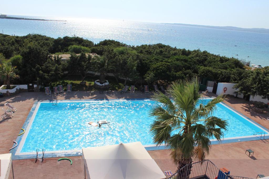 Bazén v ubytování Hotel Stella Del Sud nebo v jeho okolí