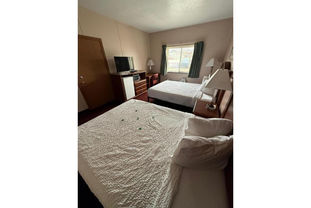 Fairbridge Inn & Suites Williston Near Airport - 2 Camas Matrimoniales Para No Fumadores