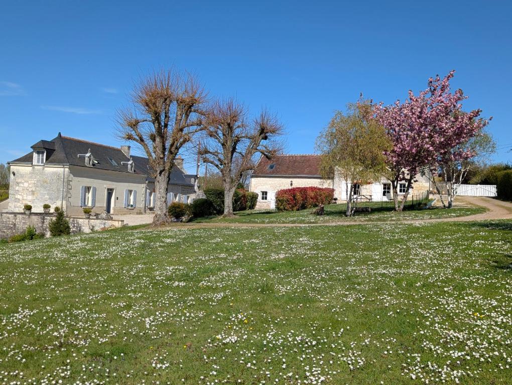 Dārzs pie naktsmītnes Gîte des Basses Rivières