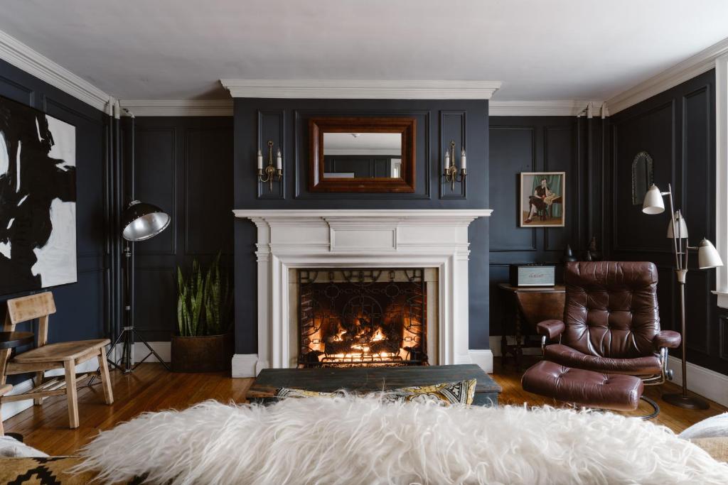 The Lindsey Hotel - Housity
