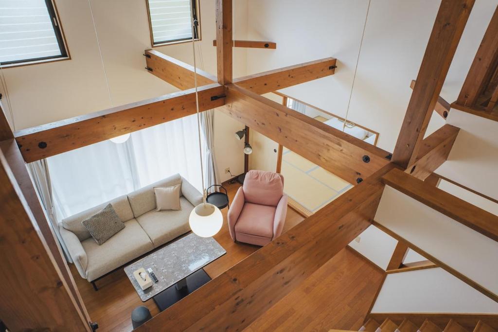 天然温泉の貸し洋館 Bright House 最大6名 城ヶ崎海岸駅徒歩圏 伊豆高原 大室山