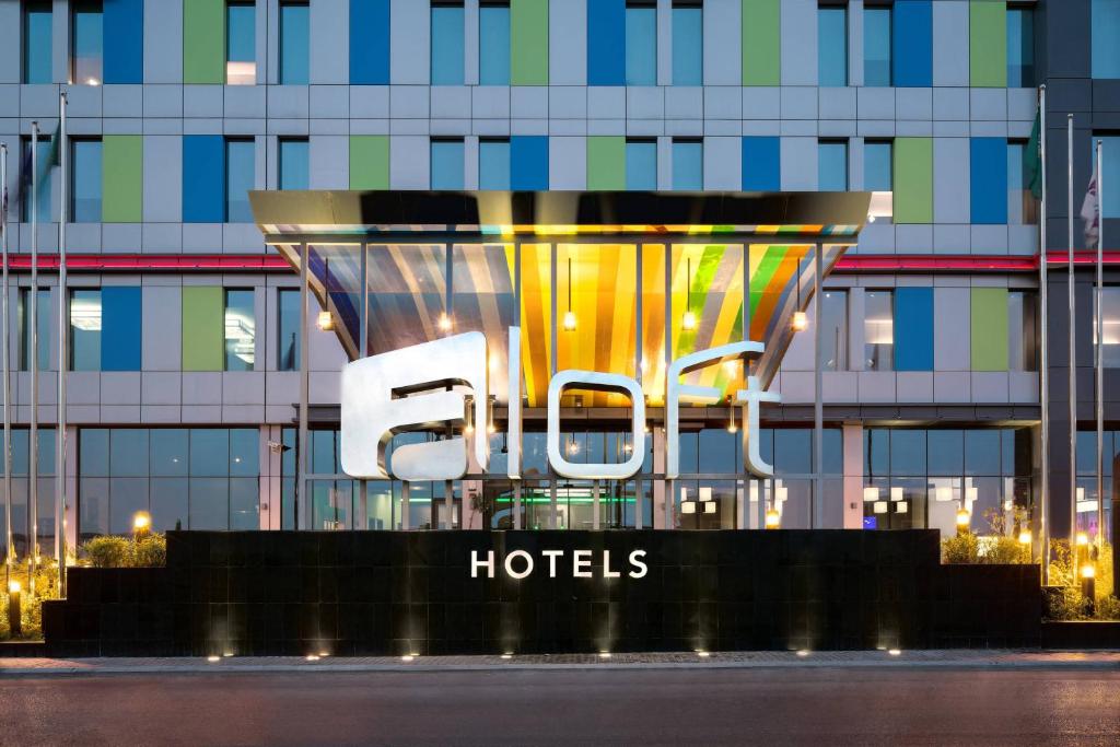 Aloft by Marriott Dhahran