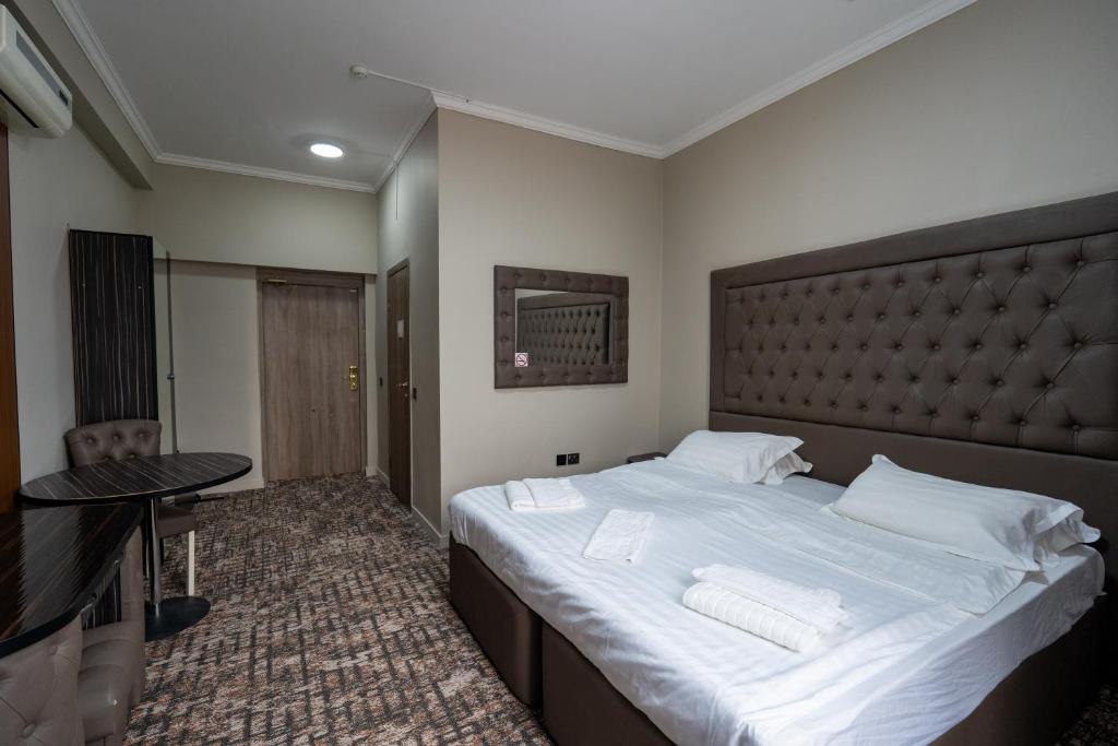 امکانات DeLuxe PLAZA - تصویر ۴
