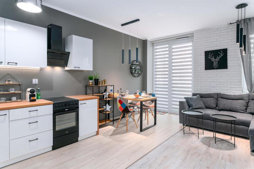 Pure Rental Premium Apartments - Free Parking & AC - スタジオ