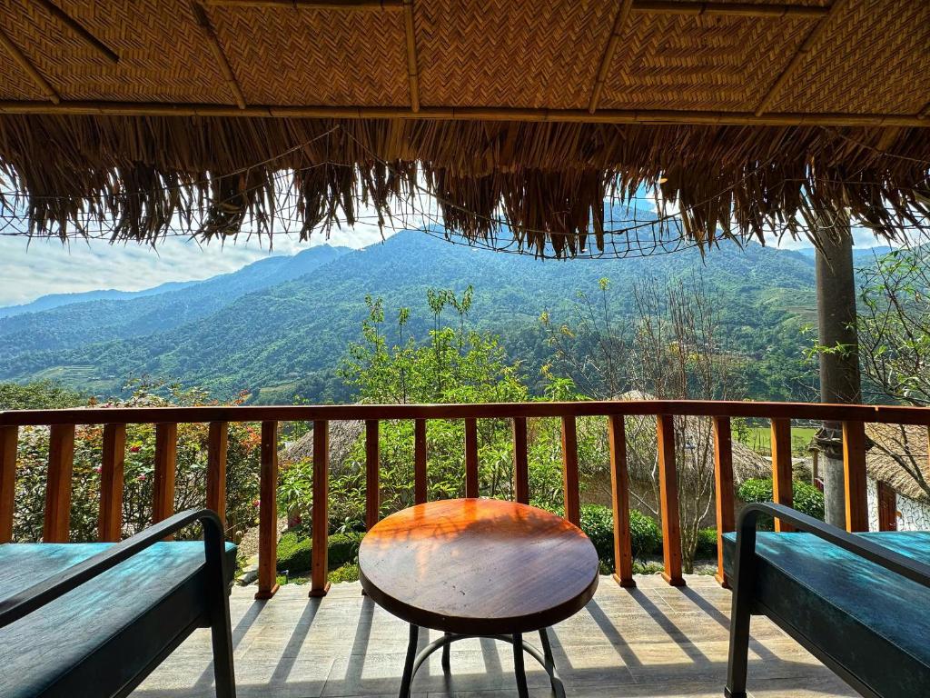 Sapa Eco Villas & Spa - Senior Family Deluxe Bungalow