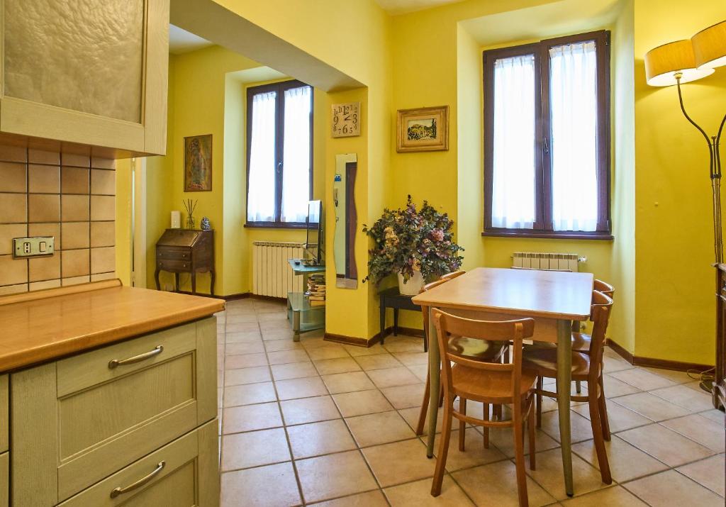 Cozy Flat Historic Center Comfortable WiFi