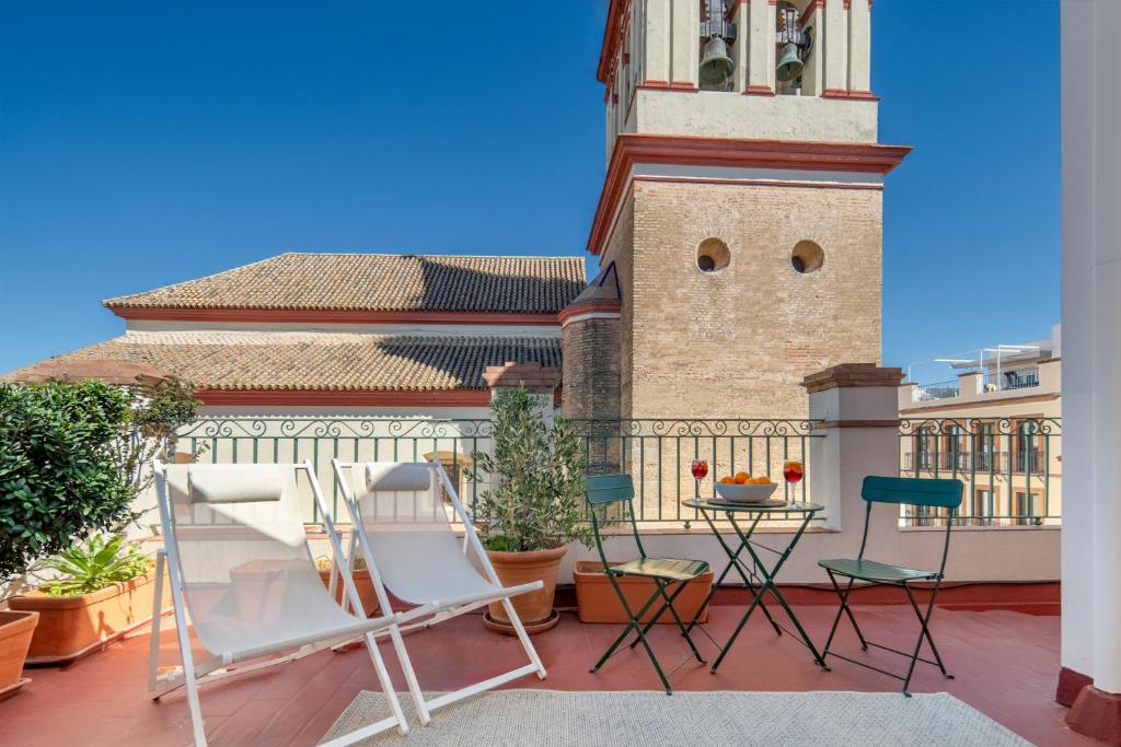 Plaza de San Gil Suite Apartment