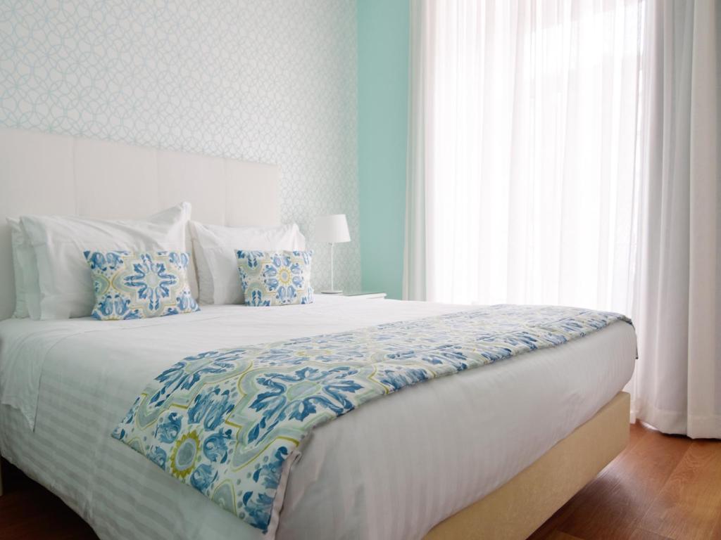 Dream Chiado Apartments - 13