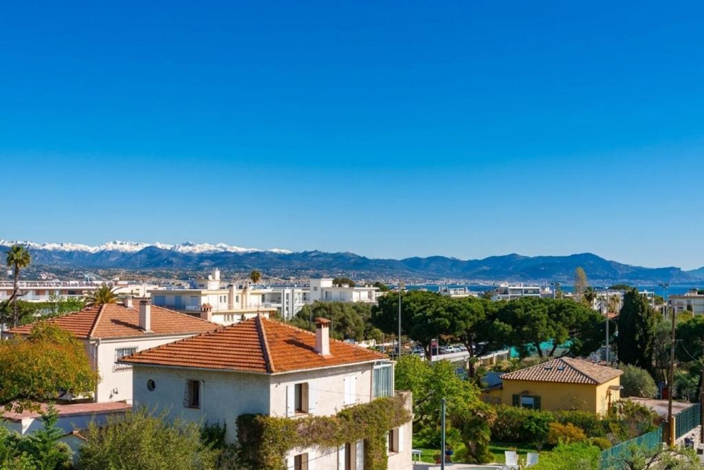 Le Nid Paisible Antibes vue sur mer - Welkeys