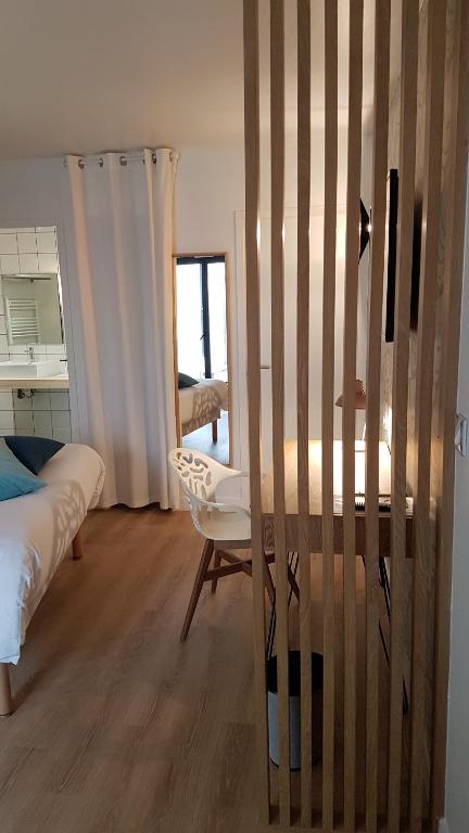 Hotel le Broceliande - Sure Hotel Collection by Best Western - Privilege King Room With Shower Only - Non-Smoking