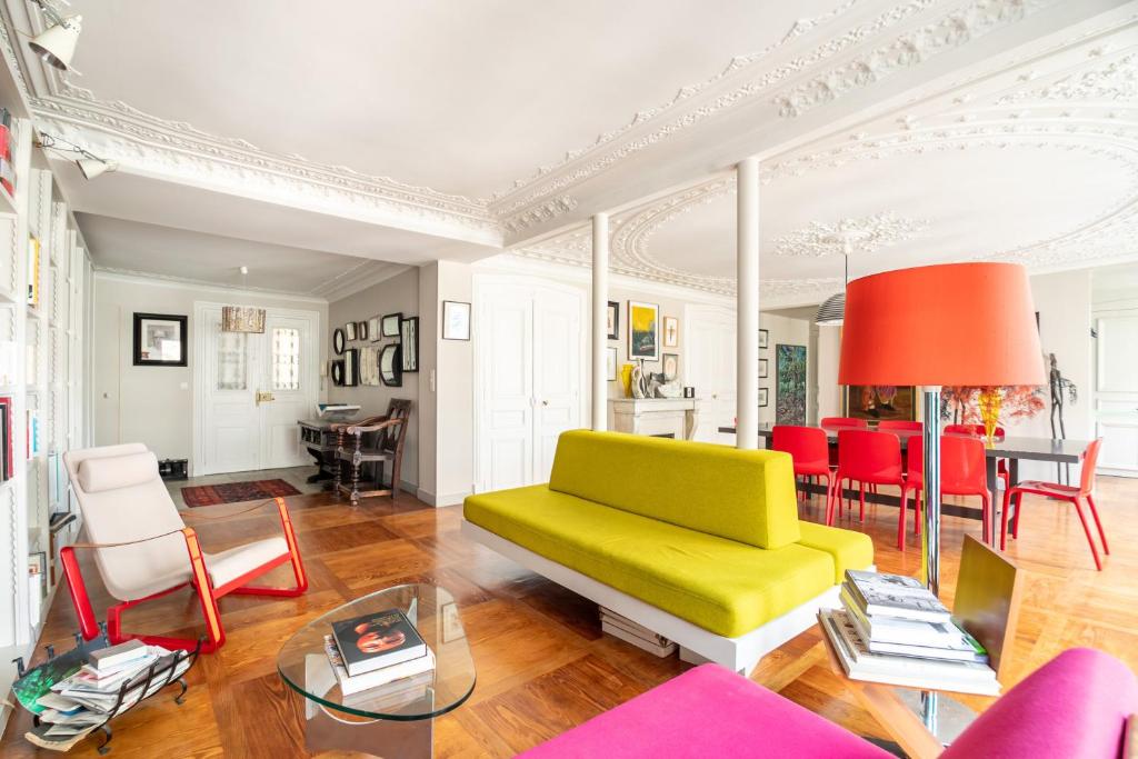 Montmartre Home