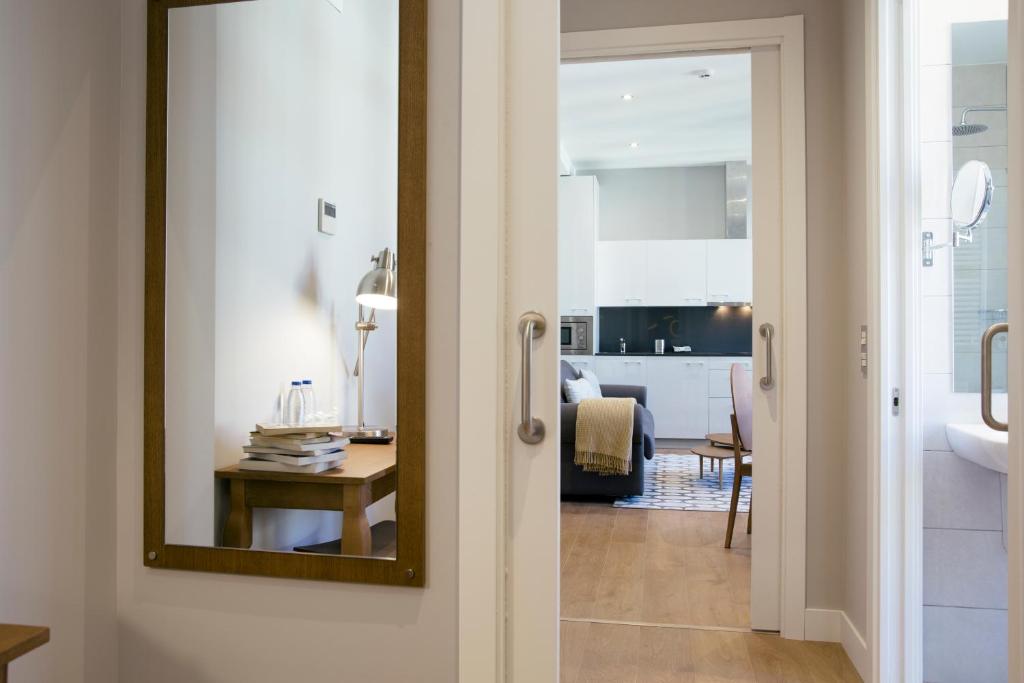 Legazpi Doce Rooms & Suites - 2