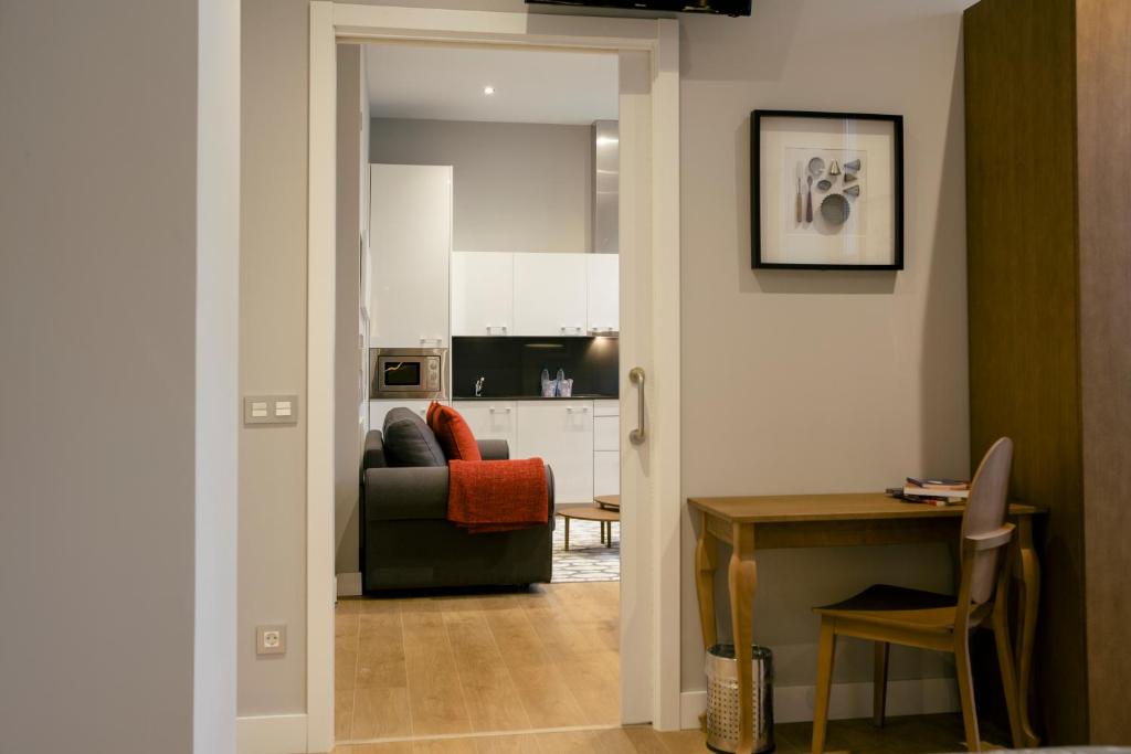 Legazpi Doce Rooms & Suites - 7