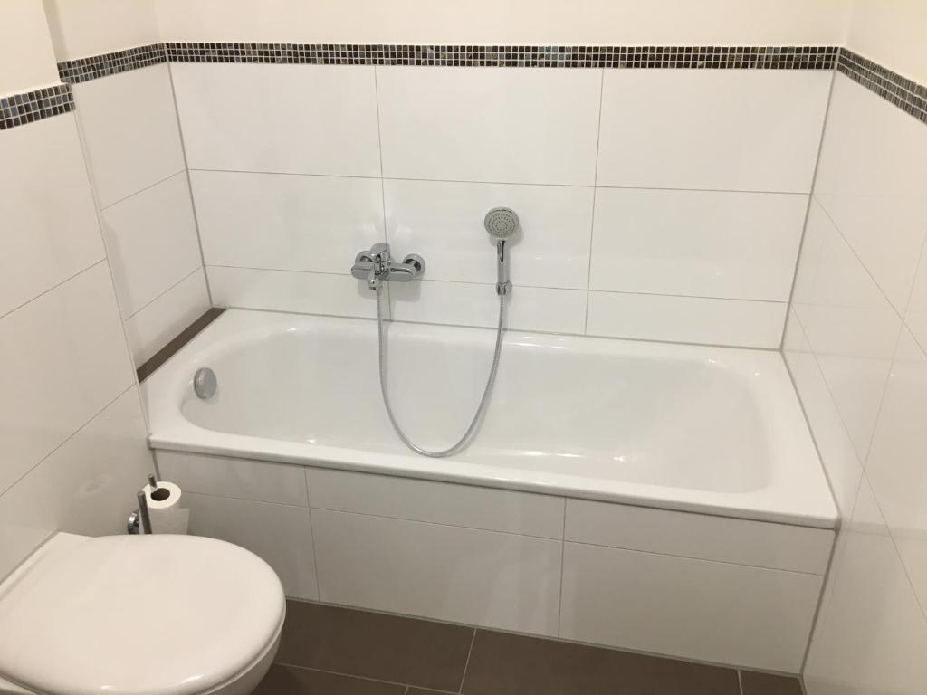 Gästehaus am Lindenhain - 11