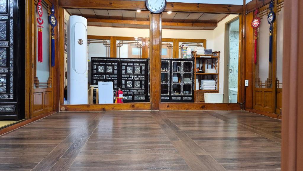Leedo Hanok photo