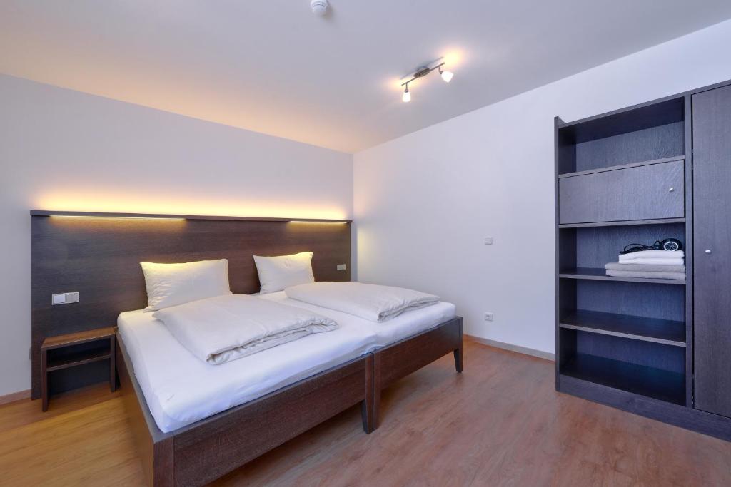 Gästehaus am Lindenhain - 4