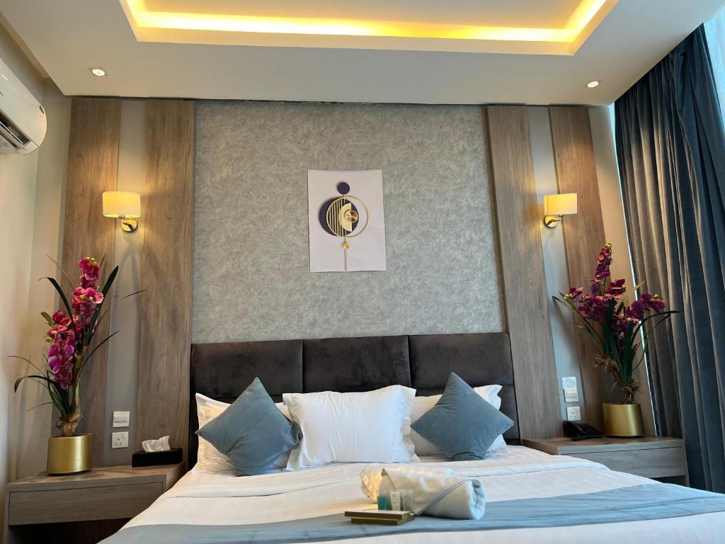 LIAN PARK HOTEL