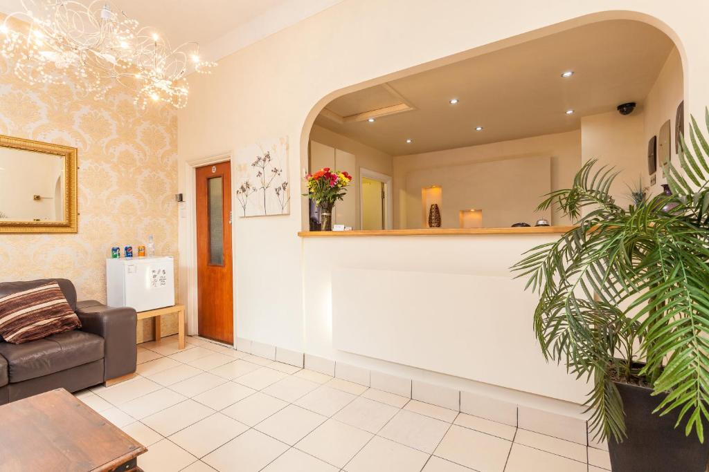 Roseview Alexandra Palace Hotel - Resim 3