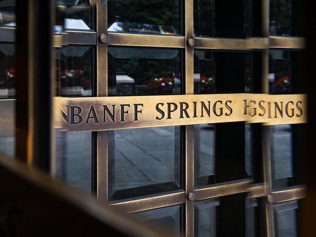 Fairmont Banff Springs photo