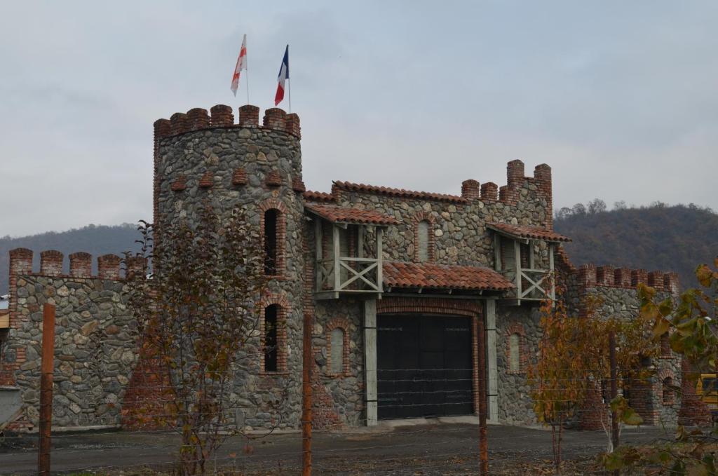 Fotografie z fotogalerie ubytování Chateau Bruale v destinaci Tkhilistskaro