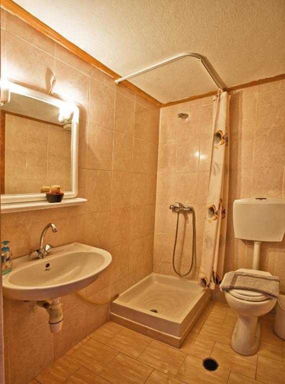 Barbara Studios - 11