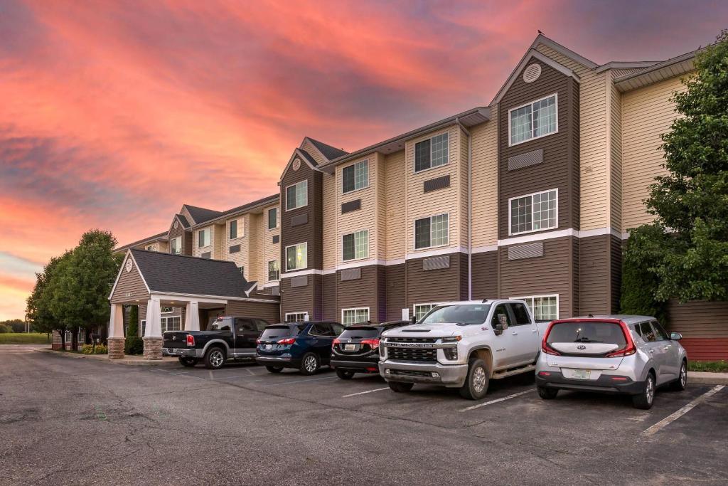 Sleep Inn & Suites Kalamazoo Southwest photo