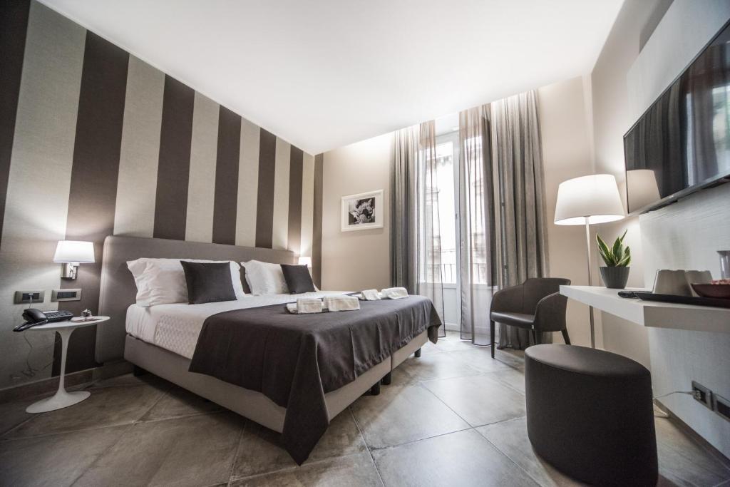 ETNEA 454 Catania Luxury Rooms - 1