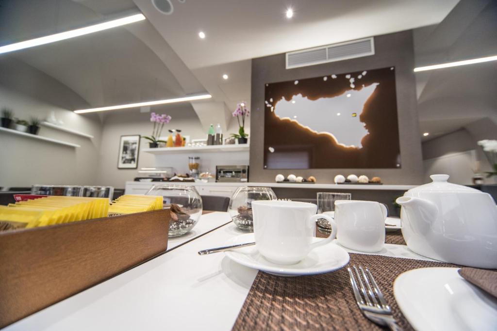 Posedenie v ubytovaní ETNEA 454 Catania Luxury Rooms
