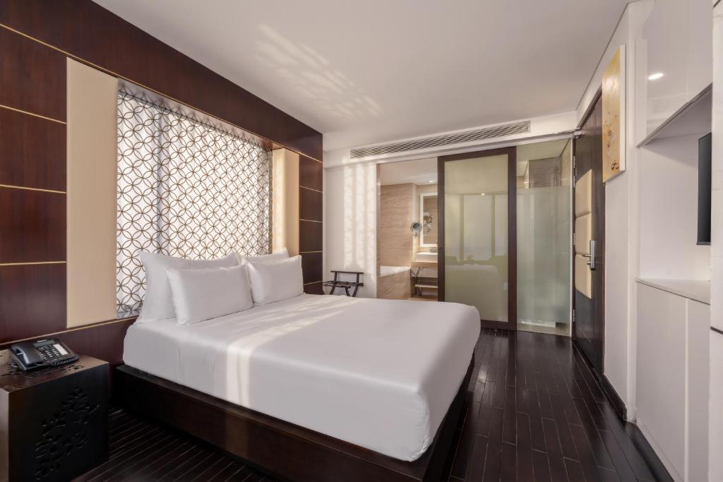 Junior Suite Beachfront - High Tea included