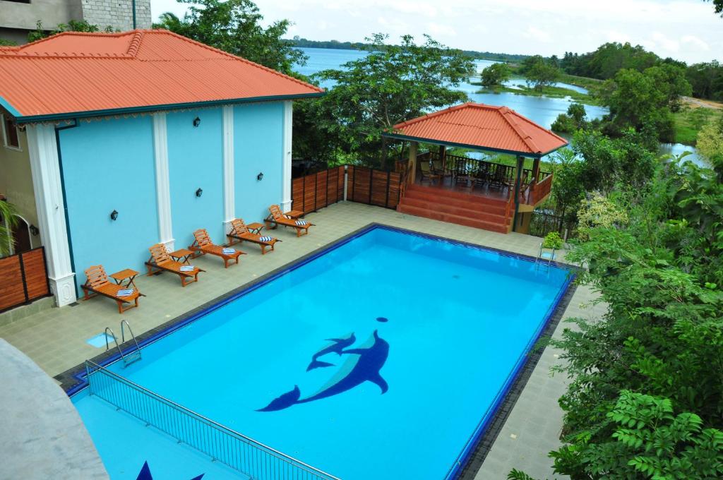 Bazén v ubytování Hotel Sobana Lake front nebo v jeho okolí