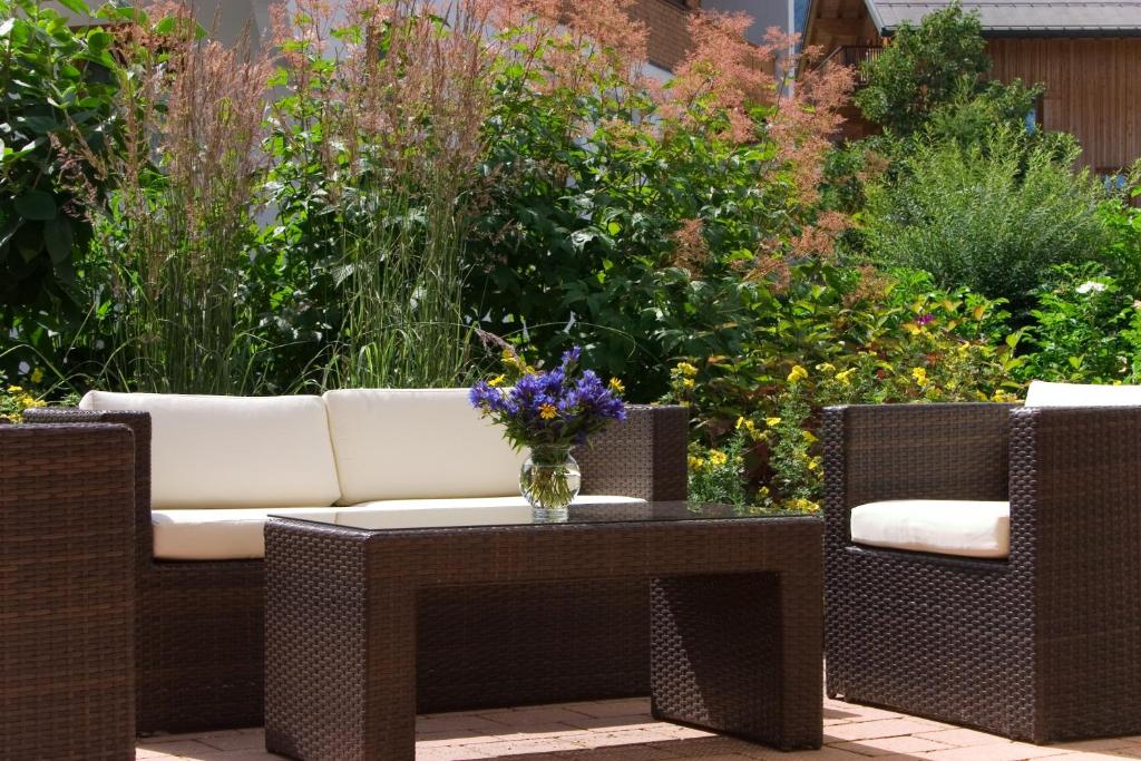 Сад в Hotel Appartement Roggal