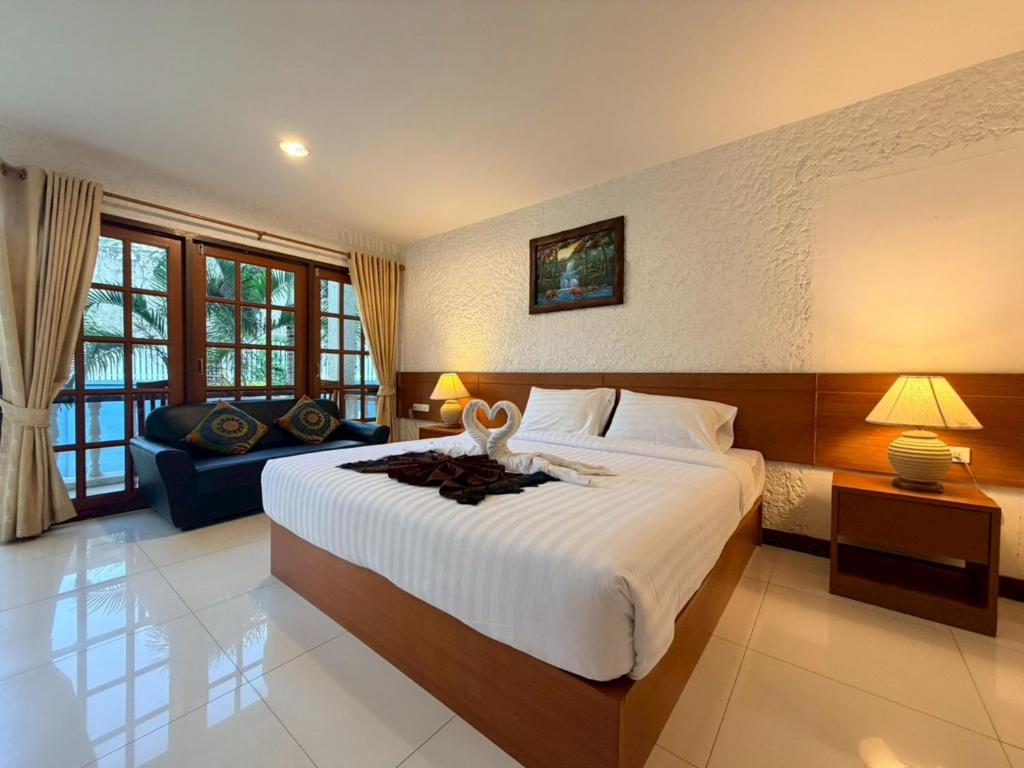 تصویر اتاق‌های Blue Neptuna Hotel Patong - تصویر ۲