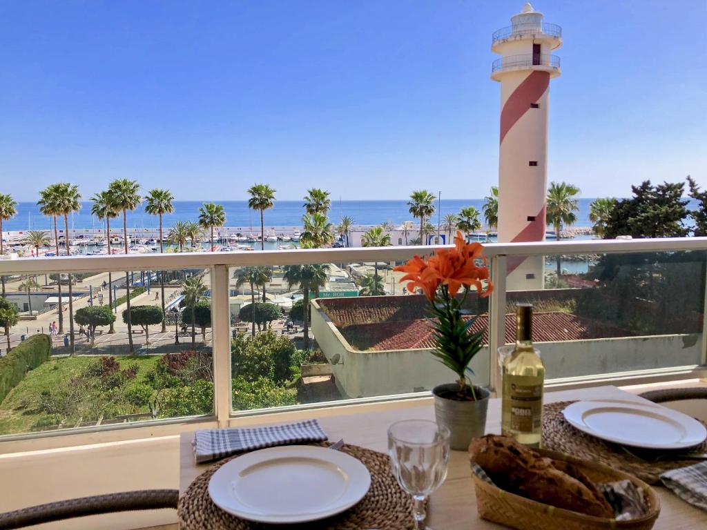Lovely 1 bed apt Marbella Town Sea Views - RDR546
