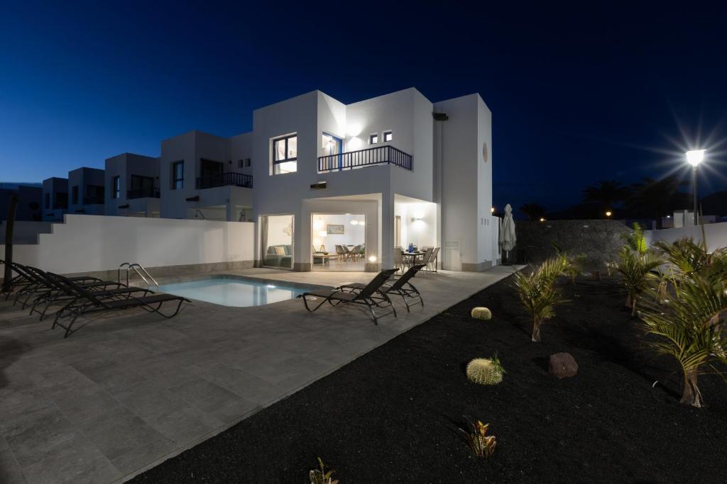 Villa Yaiza 15 - VipVipVillas