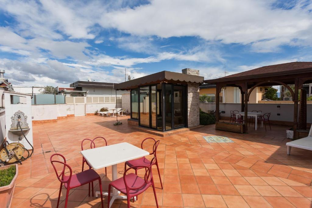 Triple G Rooftop Apartment By Dimorra